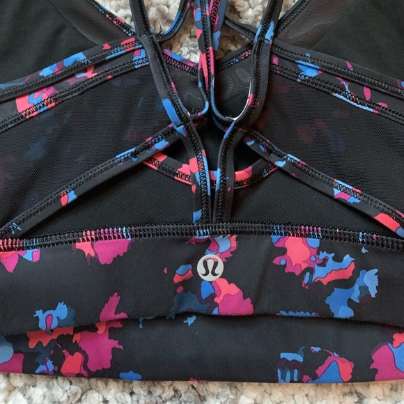 Lululemon Sports Bra - Picture 8 of 11